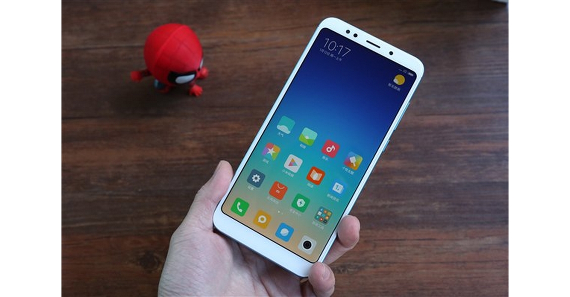 Смартфон Xiaomi Redmi 5 Plus 3